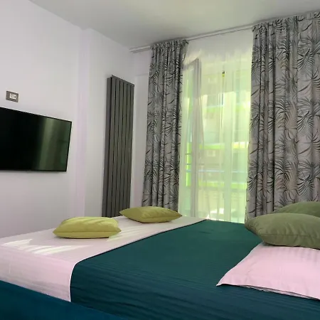 Sunflower Alezzi Resort דירה *